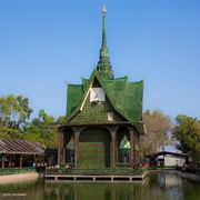 Wat Pa Maha Chedi Kaew