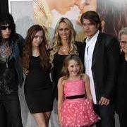 Trace (From Metro Station), Miley & Noah