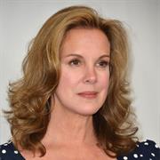 Elizabeth Perkins