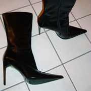 To Die With One's Boots On