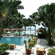 Staying in a Luxury Resort on a Private Island in Philippines