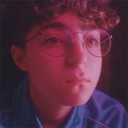 Claud - Sideline Star