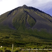 Portugal: Montanha Do Pico (7,713 Ft)