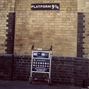 Take a Photo at Platform 9 3/4