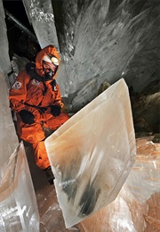 Cave of Crystal Giants (Giovanni Badino)