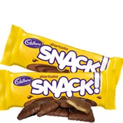 Cadbury Snack! Biscuits