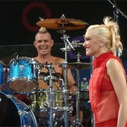Gwen Stefani & Adrian Young (No Doubt)