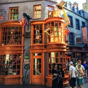 Shop Diagon Alley