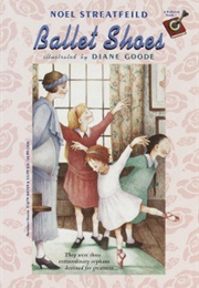 Ballet Shoes (Noel Streatfeild)