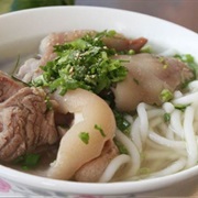 Bánh Canh Giò Heo Tôm Thịt