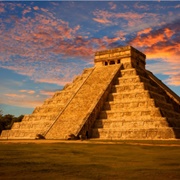 Walk to Chichen Itza