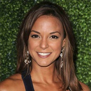 Eva Larue