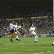 Keith Houchen Cup Final Header