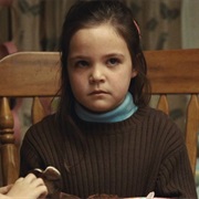 Bailee Madison in "Brothers"