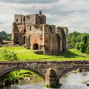 Brougham Castle (EH)