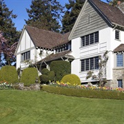 The Gulf Islands and the Hastings House