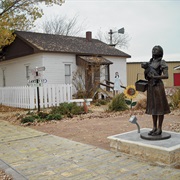 Dorothy&#39;s House and the Land of Oz, Kansas
