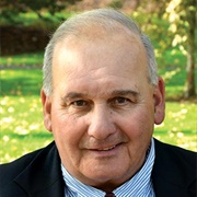 Ernie Sabella