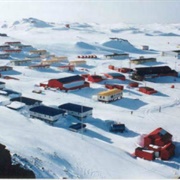 Chillian Presidente Eduardo Frei Montalva Base, Antarctica