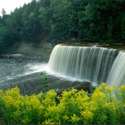 Tahquamenon Falls State Park