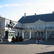 Noordeinde Palace