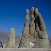 The Giant Hand Chile