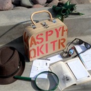 Spy Kit - With Reverse View Sunglasses, Signal Watch and More