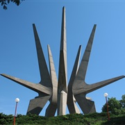 Spomenik Kosmajskom Partizanskom Odredu