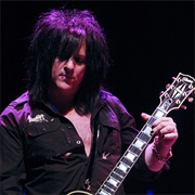 Steve Stevens (Billy Idol)