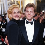 Julia Roberts and Kiefer Sutherland