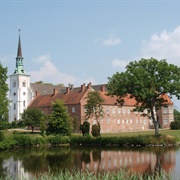 Barthetrolleborg Castle