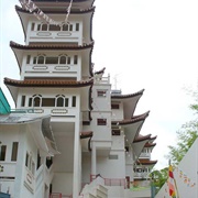 Poh Ern Shih Temple