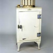 1876 - Refrigerator (C. Von Linde)