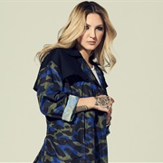 Julia Michaels
