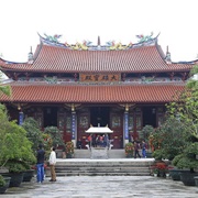 Nanshan Temple (Zhangzhou)
