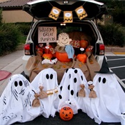 Trunk-Or-Treat