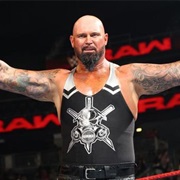 Luke Gallows