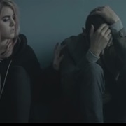 Heavy (Feat. Kiiara) (2017)