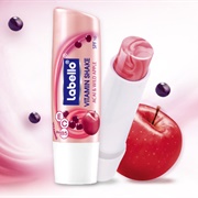 Labello Vitamin Shake Acai & Wild Apple