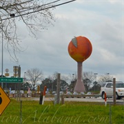 World's Largest Peach, Clanton, AL