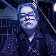 Kathy Bates - Iris