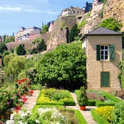 Walls of the Corniche