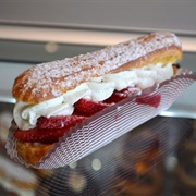 Strawberry Éclair