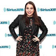 Beanie Feldstein