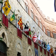 Palazzo Chigi Saracini, Siena