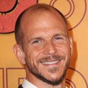 Gustaf Skarsgård