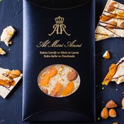 Al Mari Anni Apricot & Almonds