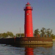 Muskegon South Pierhead Light