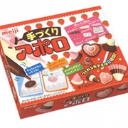 Meiji Apollo Strawberry Chocolate