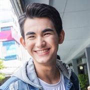 Sattabut Laedeke (Drake)